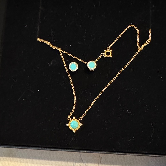Frieda Rothman Jewelry - Gold-Tone Turquoise Pendant Necklace and non branded studs Studs Set